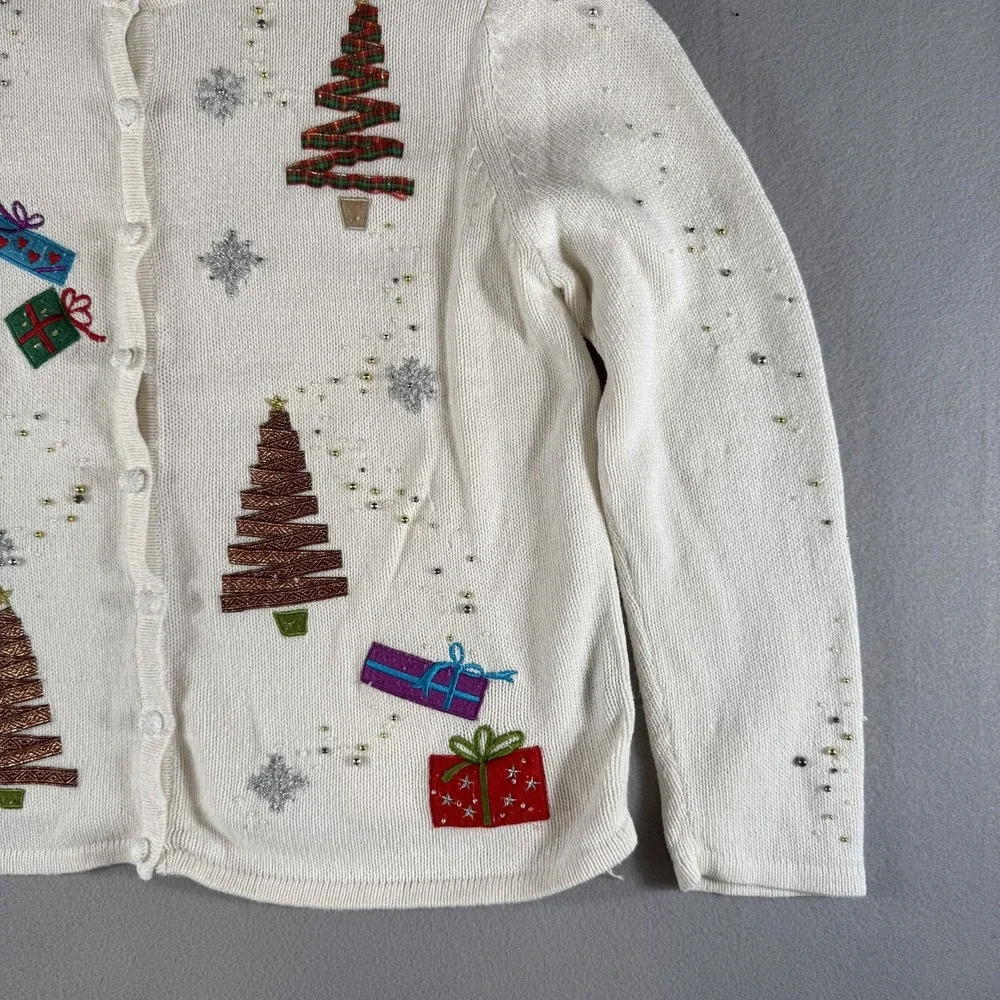 Studio Joy Christmas Tree & Gifts Ugly Sweater Cardigan Women's‎ L Cream